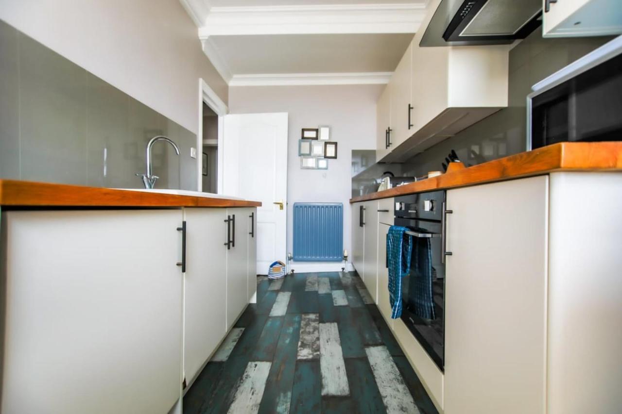 Horizon Apartment เฮสติงส์ ภายนอก รูปภาพ