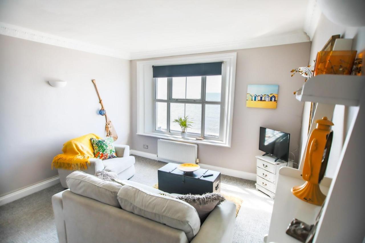 Horizon Apartment เฮสติงส์ ภายนอก รูปภาพ